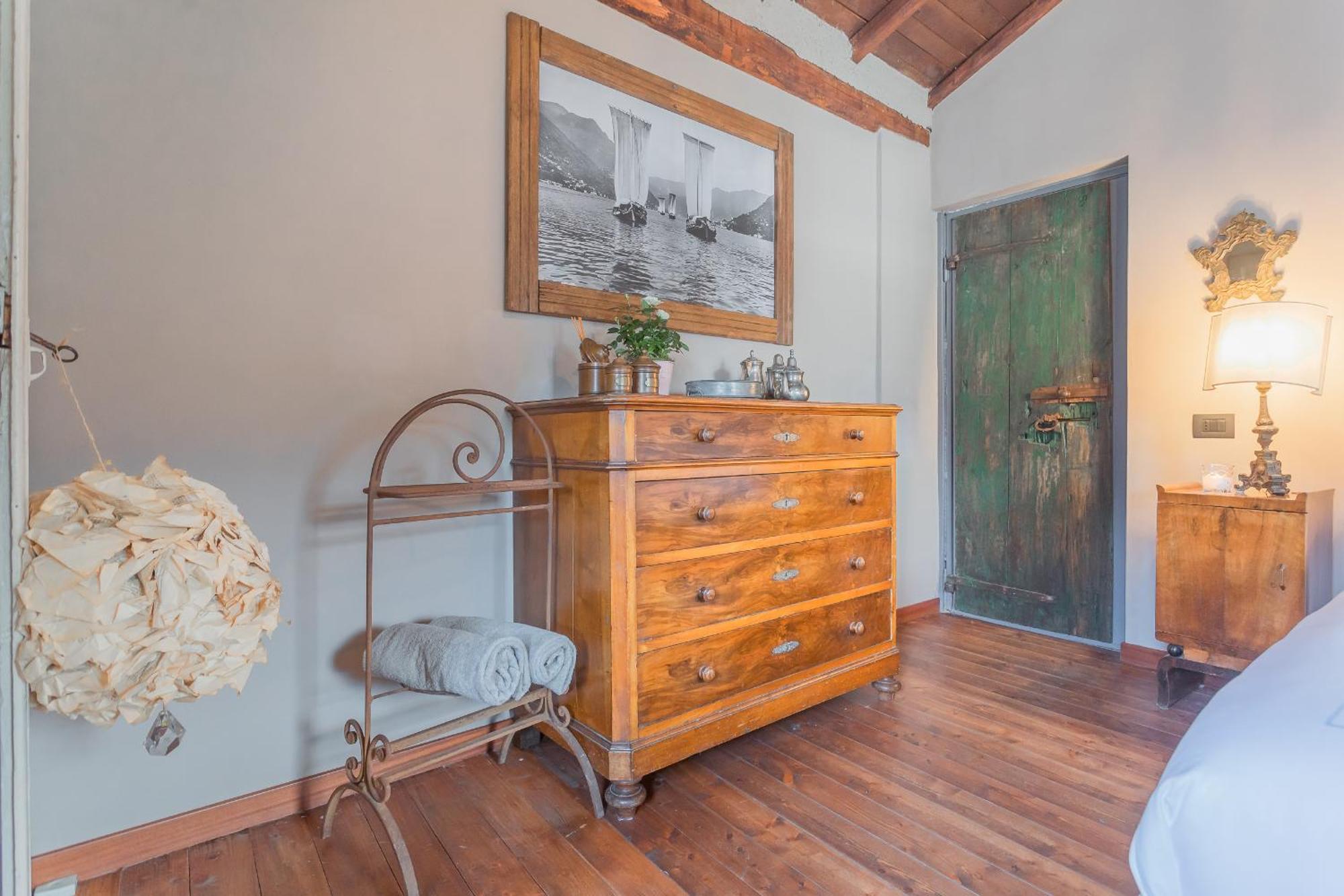 The Writer'S Nest Waterfront Villa By Rent All Como Faggeto Lario Bagian luar foto